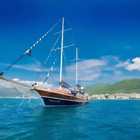 Blue Cruise In Mediterranean Riviera Πλωτό κατάλυμα